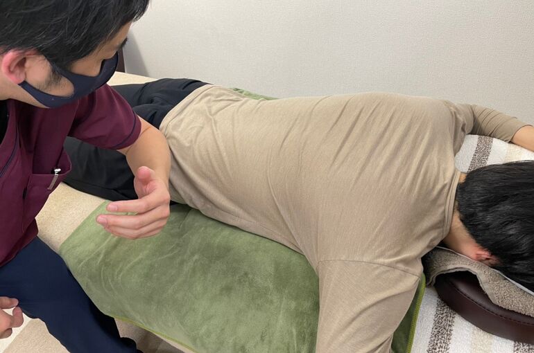 臀部施術画像